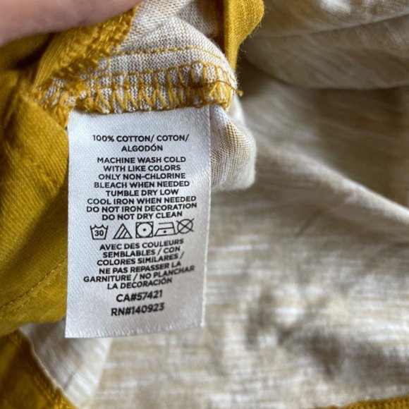 NEW Women's LOFT Yellow Floral Shirt size Small - Picture 9 of 9